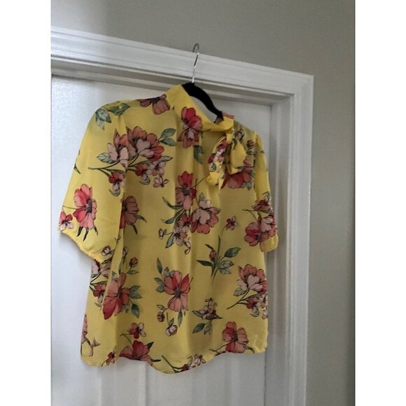 WOMEN’S Yellow‎ Floral Shirt Size Large - Picture 7 of 12